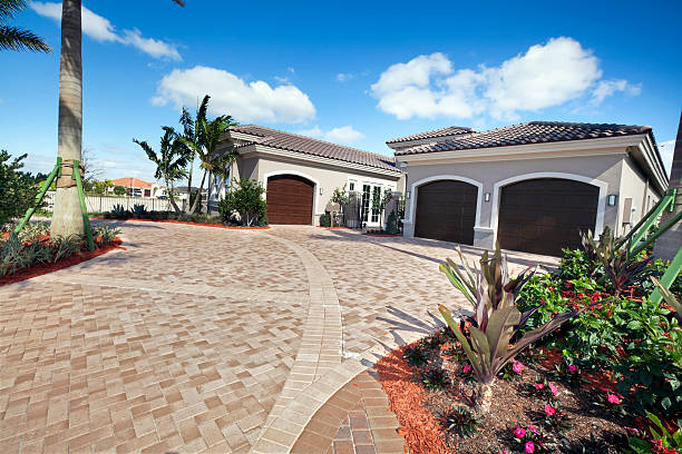 Best Driveway Pavers Contractor  in Tukwila, WA