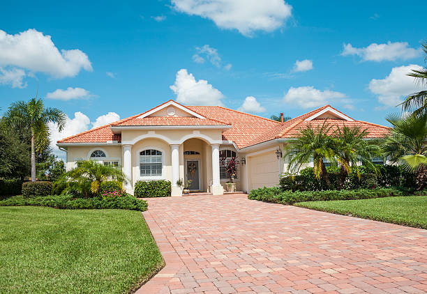 Best Local Driveway Pavers  in Tukwila, WA